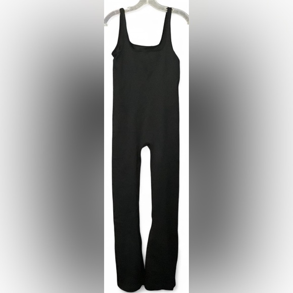 OQQ Women's Yoga Ribbed Workout Sleeveless  Bottom Flare JumpSuit Size XL - Picture 2 of 3